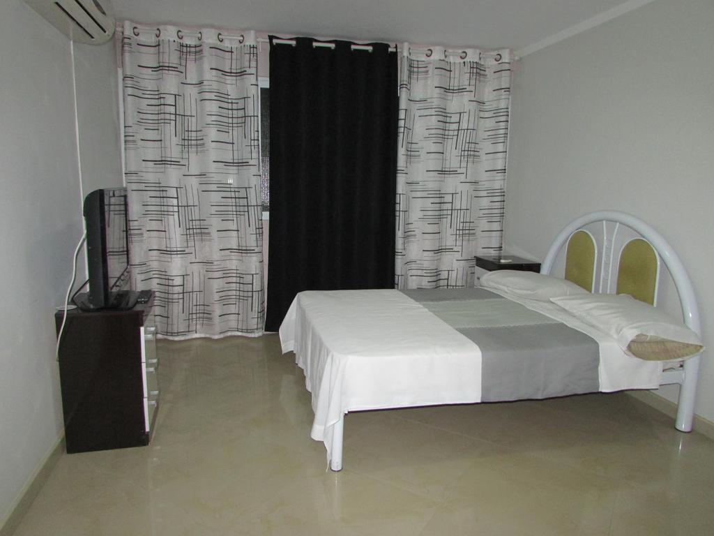 مبيت وإفطار ساو فيليبي Residencial Girassol, Lda المظهر الخارجي الصورة